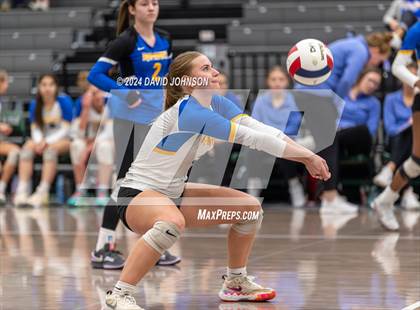 Thumbnail 3 in Rampart vs. Rangeview (CHSAA 5A Region 5) photogallery.