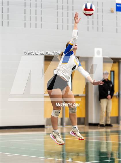 Thumbnail 1 in Rampart vs. Rangeview (CHSAA 5A Region 5) photogallery.