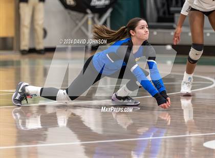 Thumbnail 3 in Rampart vs. Rangeview (CHSAA 5A Region 5) photogallery.