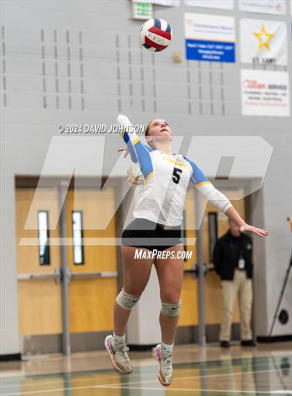 Thumbnail 1 in Rampart vs. Rangeview (CHSAA 5A Region 5) photogallery.