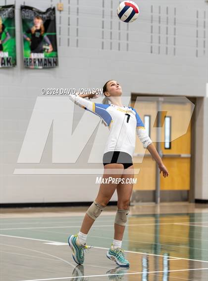Thumbnail 2 in Rampart vs. Rangeview (CHSAA 5A Region 5) photogallery.