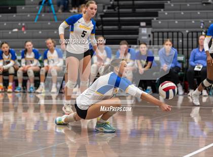 Thumbnail 2 in Rampart vs. Rangeview (CHSAA 5A Region 5) photogallery.