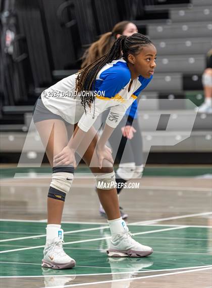 Thumbnail 2 in Rampart vs. Rangeview (CHSAA 5A Region 5) photogallery.
