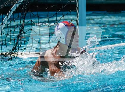 Thumbnail 3 in Mira Costa vs Agoura (D2 Showcase) photogallery.