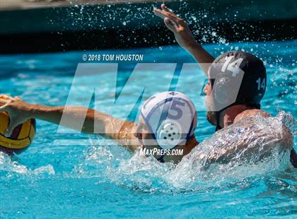 Thumbnail 2 in Mira Costa vs Agoura (D2 Showcase) photogallery.