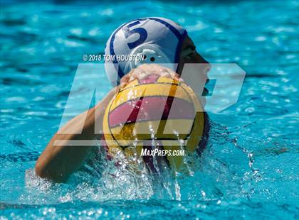 Thumbnail 2 in Mira Costa vs Agoura (D2 Showcase) photogallery.