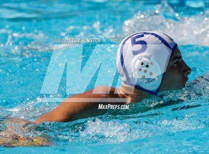 Thumbnail 2 in Mira Costa vs Agoura (D2 Showcase) photogallery.