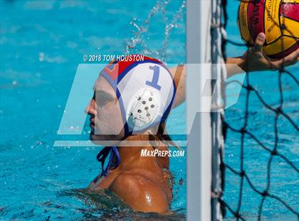 Thumbnail 2 in Mira Costa vs Agoura (D2 Showcase) photogallery.