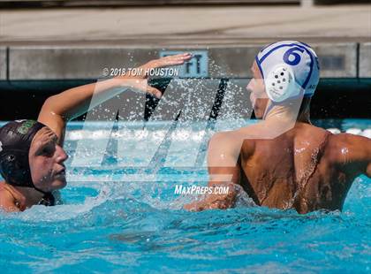 Thumbnail 2 in Mira Costa vs Agoura (D2 Showcase) photogallery.
