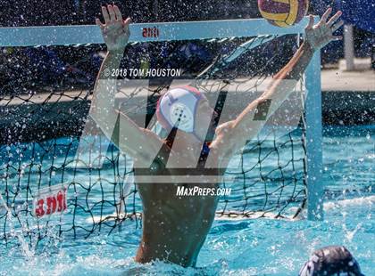 Thumbnail 2 in Mira Costa vs Agoura (D2 Showcase) photogallery.