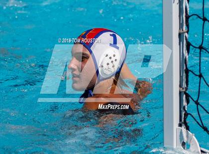 Thumbnail 3 in Mira Costa vs Agoura (D2 Showcase) photogallery.