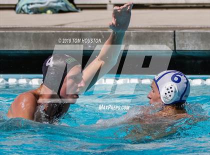 Thumbnail 2 in Mira Costa vs Agoura (D2 Showcase) photogallery.