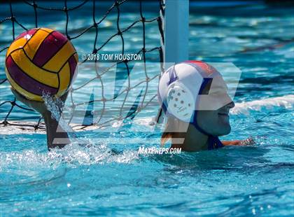 Thumbnail 1 in Mira Costa vs Agoura (D2 Showcase) photogallery.