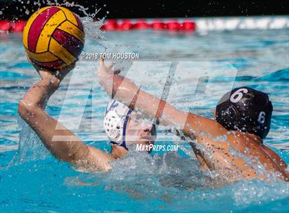 Thumbnail 2 in Mira Costa vs Agoura (D2 Showcase) photogallery.