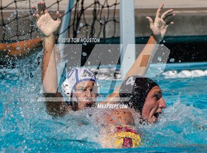 Thumbnail 3 in Mira Costa vs Agoura (D2 Showcase) photogallery.