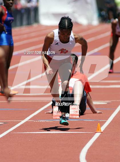 Thumbnail 2 in CHSAA Track and Field Finals (Day 1) photogallery.