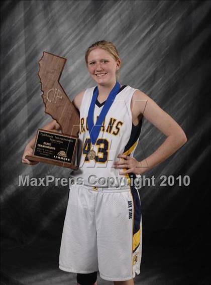 Thumbnail 2 in Poly vs. Oak Ridge (CIF State D1 Award Photos) photogallery.