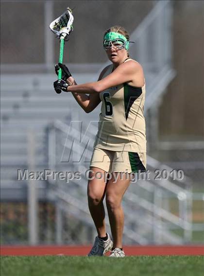 Thumbnail 2 in Rush-Henrietta vs. Fairport photogallery.