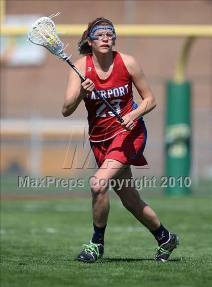 Thumbnail 1 in Rush-Henrietta vs. Fairport photogallery.