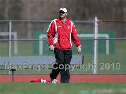 Thumbnail 2 in Rush-Henrietta vs. Fairport photogallery.
