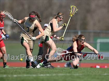 Thumbnail 3 in Rush-Henrietta vs. Fairport photogallery.