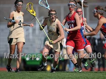 Thumbnail 3 in Rush-Henrietta vs. Fairport photogallery.