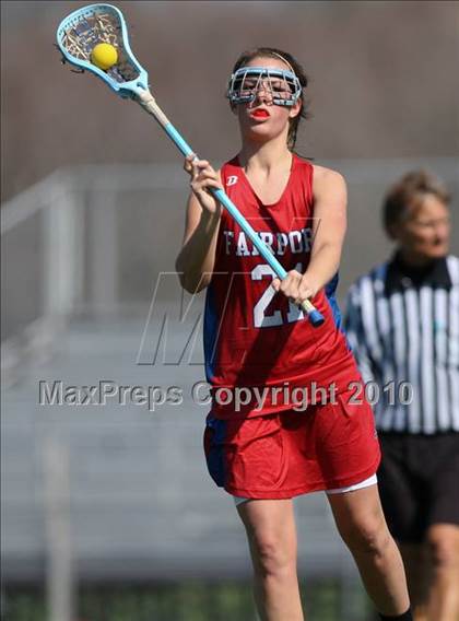 Thumbnail 3 in Rush-Henrietta vs. Fairport photogallery.
