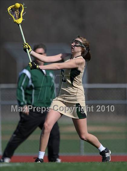 Thumbnail 2 in Rush-Henrietta vs. Fairport photogallery.