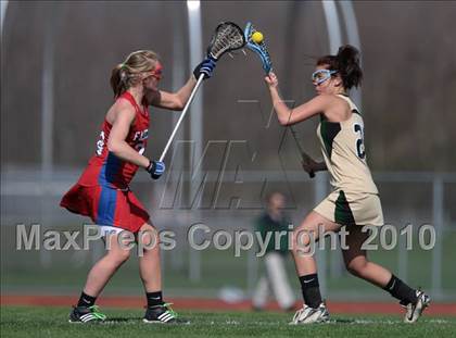 Thumbnail 3 in Rush-Henrietta vs. Fairport photogallery.