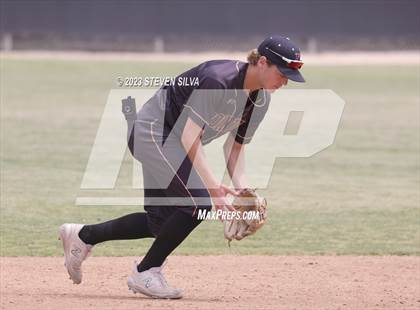 Thumbnail 3 in Point Loma vs. San Marcos (CIF SDS D1 Third Round Playoff) photogallery.