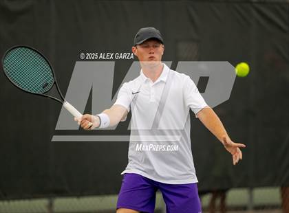Thumbnail 2 in UIL Tennis 1A & 2A Boys Semifinals photogallery.