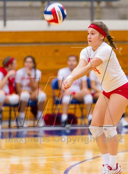 Thumbnail 3 in Stevens vs. Taft photogallery.