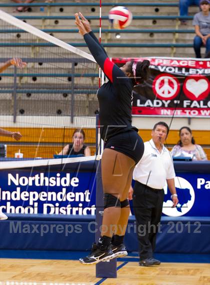 Thumbnail 3 in Stevens vs. Taft photogallery.