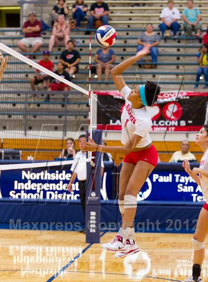 Thumbnail 3 in Stevens vs. Taft photogallery.