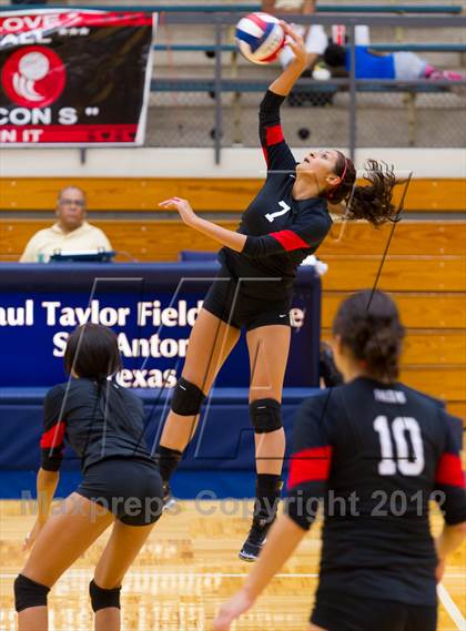 Thumbnail 1 in Stevens vs. Taft photogallery.