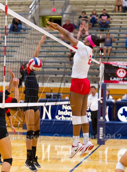 Thumbnail 3 in Stevens vs. Taft photogallery.
