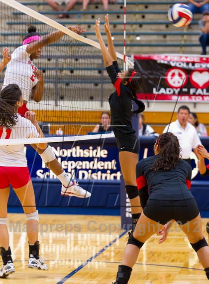 Thumbnail 1 in Stevens vs. Taft photogallery.