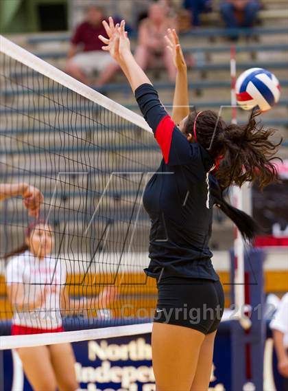 Thumbnail 3 in Stevens vs. Taft photogallery.