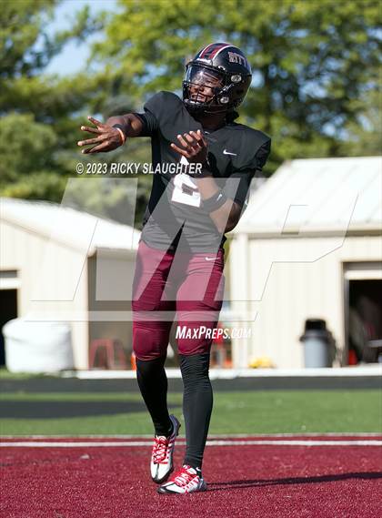 Thumbnail 3 in Lift for Life Academy @ Cardinal Ritter College Prep photogallery.