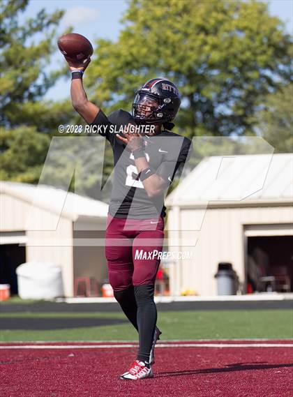 Thumbnail 2 in Lift for Life Academy @ Cardinal Ritter College Prep photogallery.