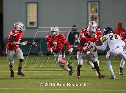Thumbnail 3 in Parkland vs. Central Catholic (PIAA Class AAAA Final) photogallery.