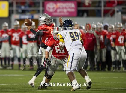 Thumbnail 2 in Parkland vs. Central Catholic (PIAA Class AAAA Final) photogallery.
