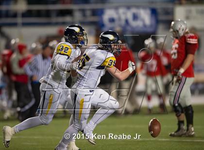 Thumbnail 3 in Parkland vs. Central Catholic (PIAA Class AAAA Final) photogallery.