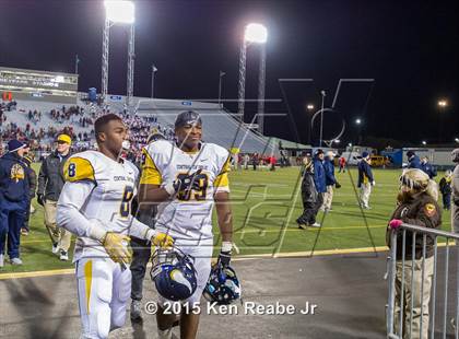 Thumbnail 3 in Parkland vs. Central Catholic (PIAA Class AAAA Final) photogallery.