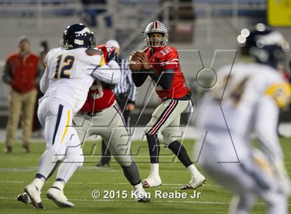 Thumbnail 2 in Parkland vs. Central Catholic (PIAA Class AAAA Final) photogallery.