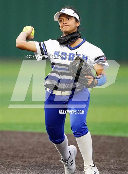 Thumbnail 1 in North Forney vs Hebron (Ellis County Invitational) photogallery.