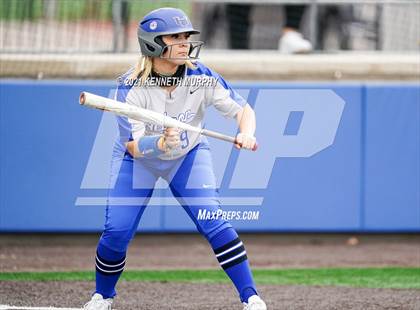 Thumbnail 2 in North Forney vs Hebron (Ellis County Invitational) photogallery.