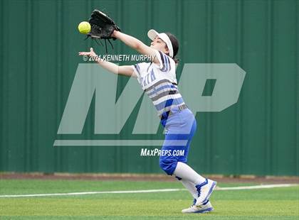 Thumbnail 2 in North Forney vs Hebron (Ellis County Invitational) photogallery.