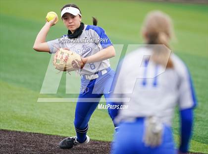 Thumbnail 2 in North Forney vs Hebron (Ellis County Invitational) photogallery.