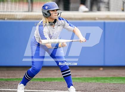 Thumbnail 1 in North Forney vs Hebron (Ellis County Invitational) photogallery.